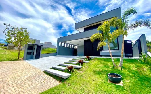 Casa em Condomínio à venda