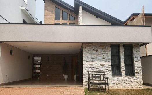 Casa em Condomínio à venda