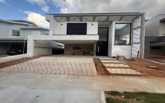 Casa em Condomínio à venda