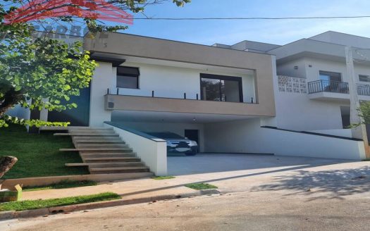 Casa em Condomínio à venda