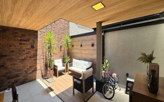Casa em Condomínio à venda