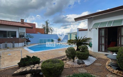 Casa à venda