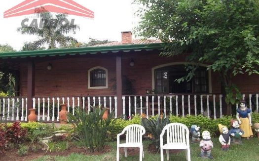 Fazenda/Sítio/Chácara à venda