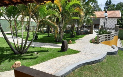 Fazenda/Sítio/Chácara à venda