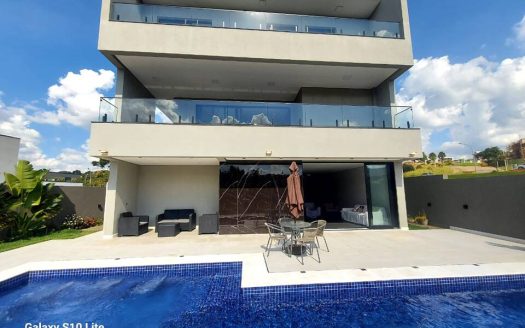 Casa em Condomínio à venda
