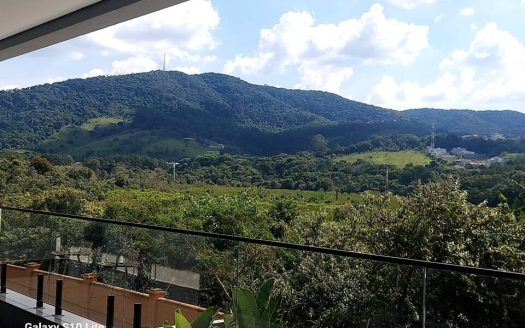 Casa em Condomínio à venda