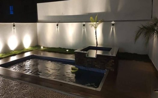 Casa em Condomínio à venda