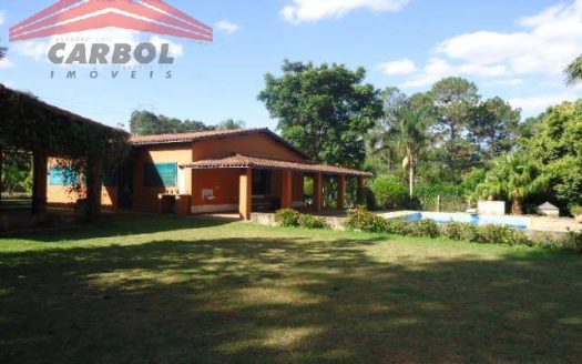 Fazenda/Sítio/Chácara à venda