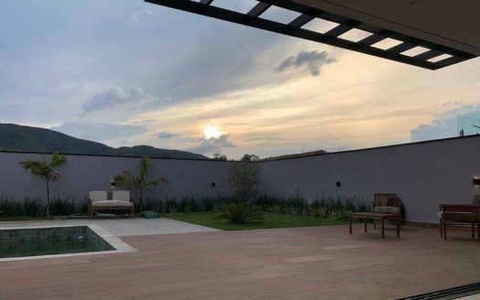 Casa em Condomínio à venda
