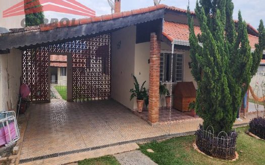 Casa em Condomínio à venda