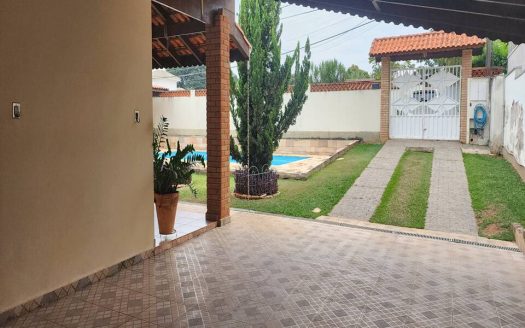 Casa em Condomínio à venda