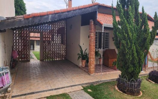 Casa em Condomínio à venda