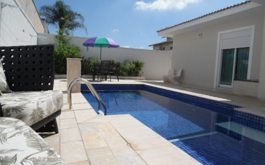 Casa em Condomínio à venda