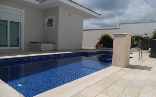 Casa em Condomínio à venda