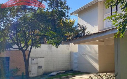 Casa em Condomínio à venda