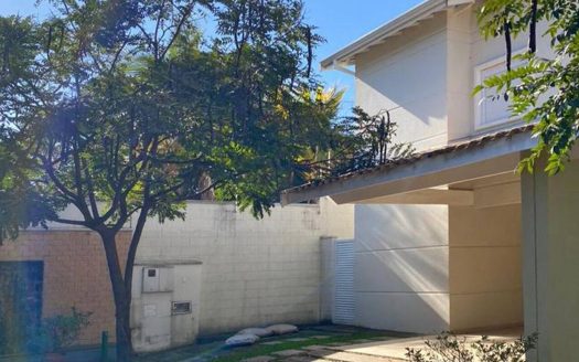 Casa em Condomínio à venda
