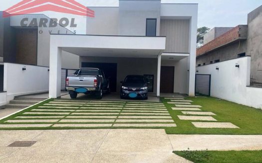 Casa em Condomínio à venda
