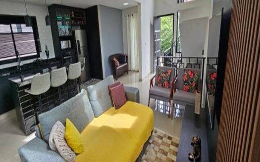 Casa em Condomínio à venda