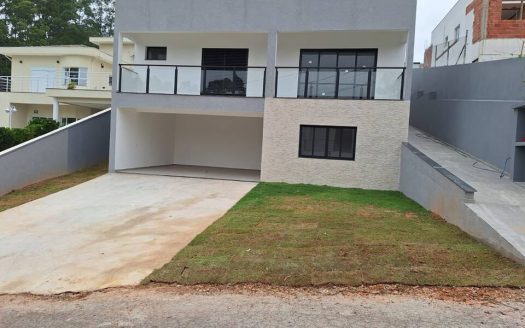 Casa em Condomínio à venda