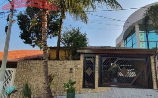 Casa em Condomínio à venda