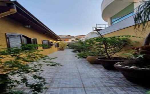 Casa em Condomínio à venda