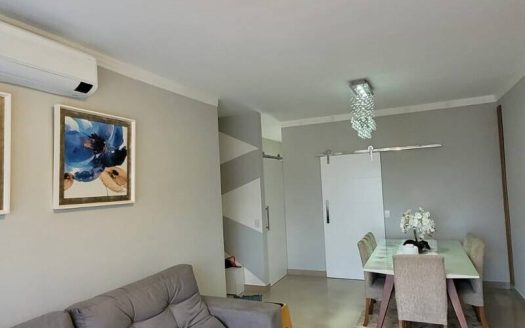 Casa em Condomínio à venda