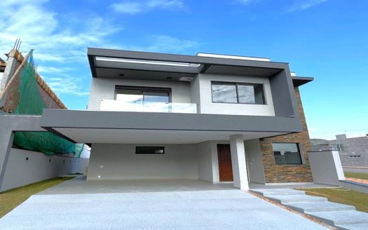 Casa em Condomínio à venda