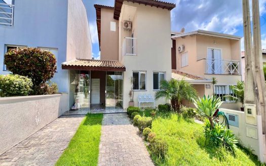 Casa em Condomínio à venda