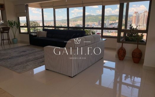 Cobertura à venda
