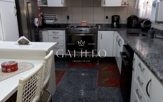 Casa em Condomínio à venda