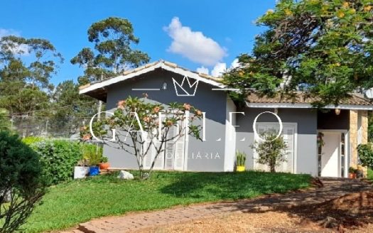 Casa em Condomínio à venda