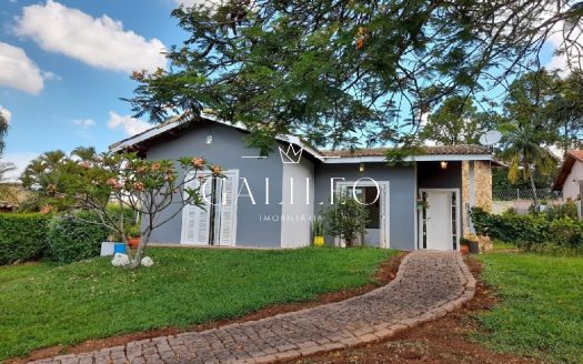 Casa em Condomínio à venda