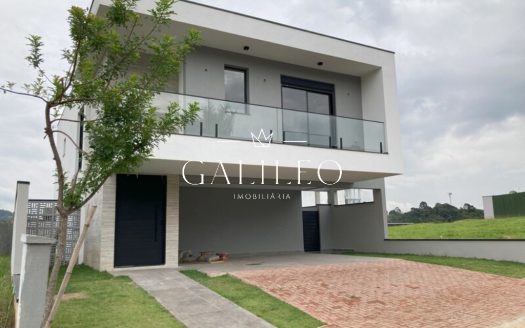 Casa em Condomínio à venda