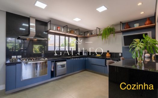 Casa em Condomínio à venda