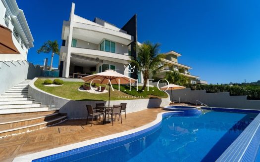 Casa em Condomínio à venda