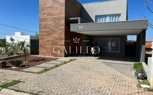 Casa em Condomínio à venda
