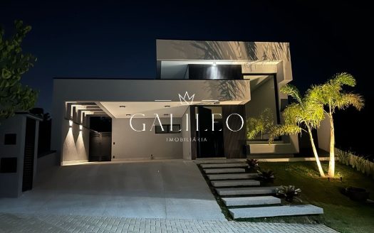 Casa em Condomínio à venda
