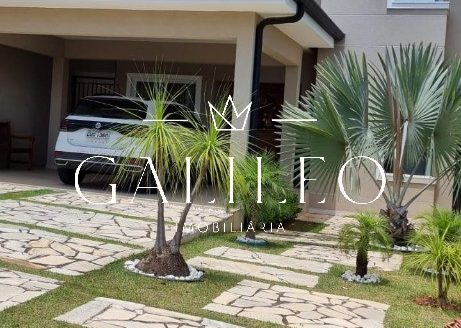 Casa em Condomínio à venda