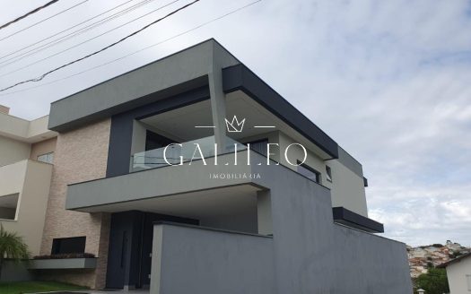 Casa em Condomínio à venda