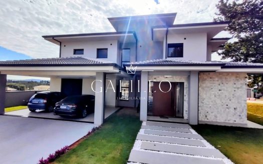 Casa em Condomínio à venda