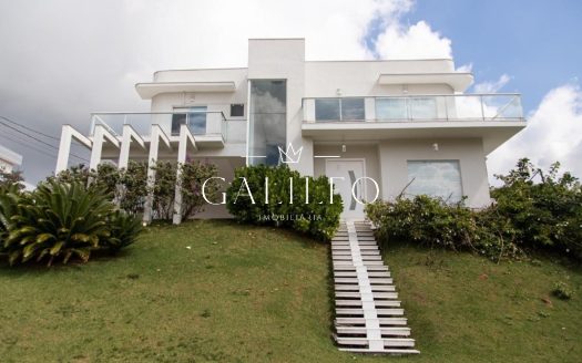 Casa em Condomínio à venda