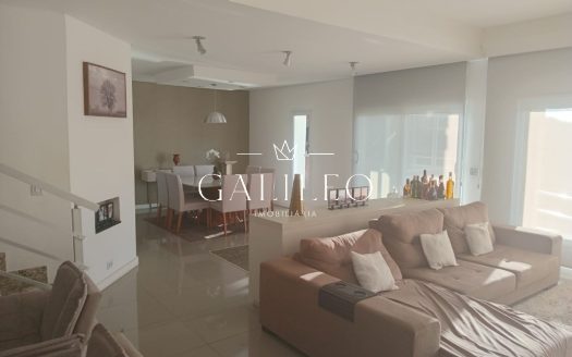 Casa em Condomínio à venda