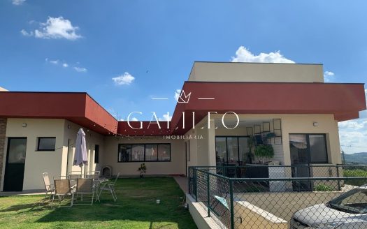 Casa em Condomínio à venda