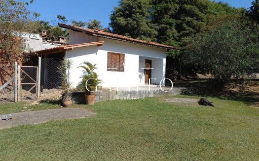 Fazenda/Sítio/Chácara à venda