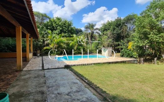 Fazenda/Sítio/Chácara à venda