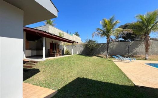 Casa em Condomínio à venda