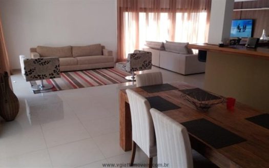 Casa em Condomínio à venda