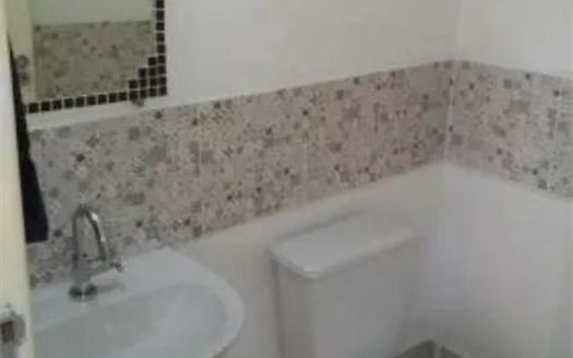 Casa em Condomínio à venda