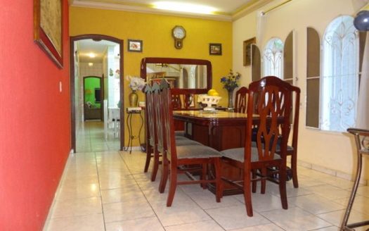 Casa à venda