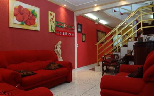 Casa à venda